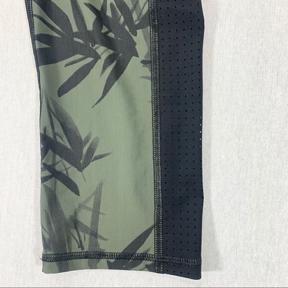 Sweaty Betty XS Zero Gravity Mesh Running Leggings - Picture 6 of 12